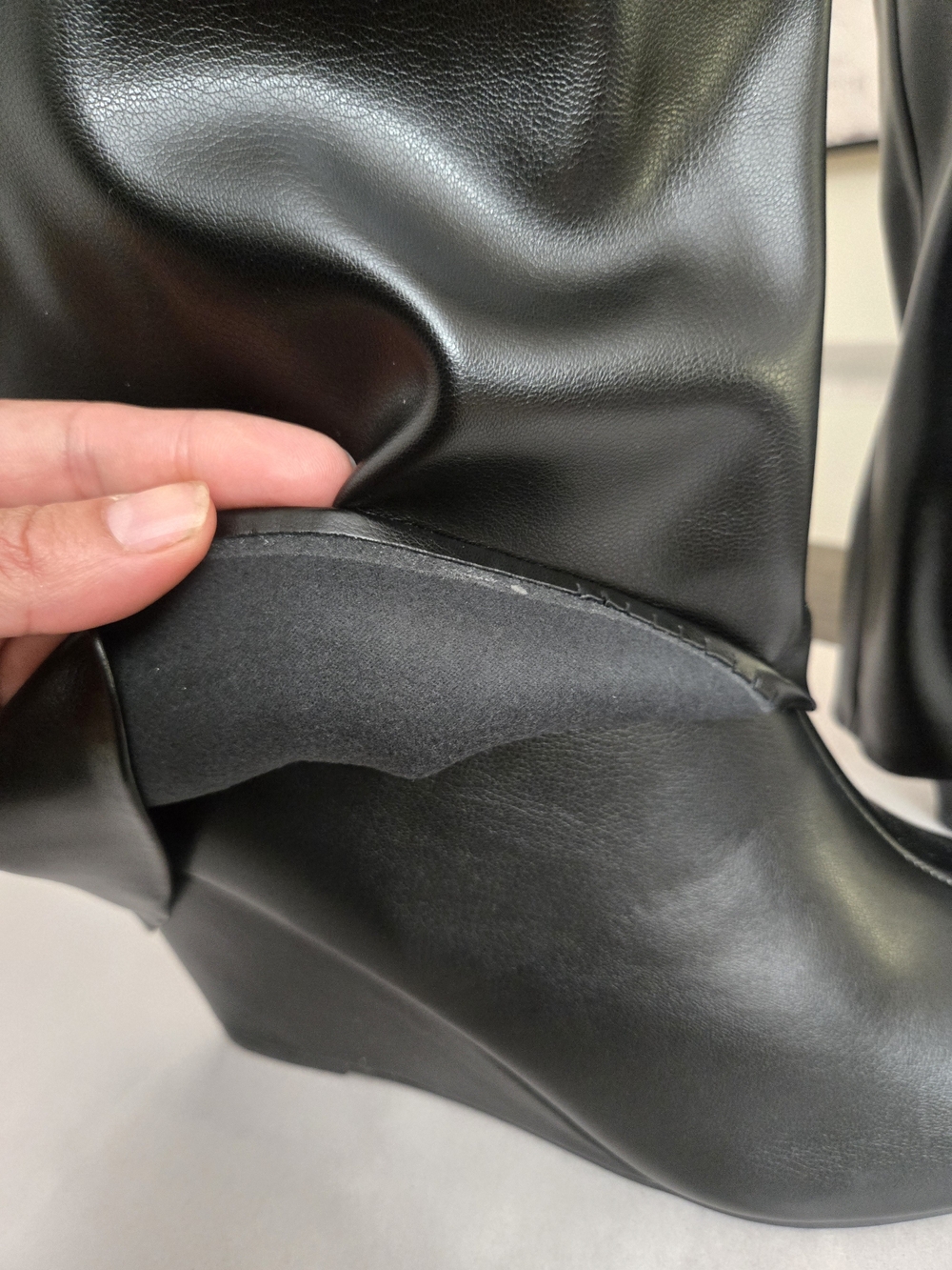 NWOB Dominique Nicole Zayla Black Tall Wedge Boots Size 12W - Picture 5 of 16